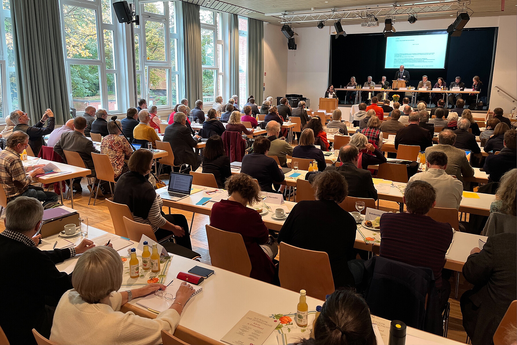Die Kreissynode Aachen beschloss am Samstag einstimmig ein Wort gegen den aktuell wachsenden Antisemitismus in Deutschland.
