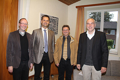 Pfarrer Huben, Pastor Dr. Reichert, Pfarrer Johnsen und Moderator Dr. Karl Weber (v.l.)